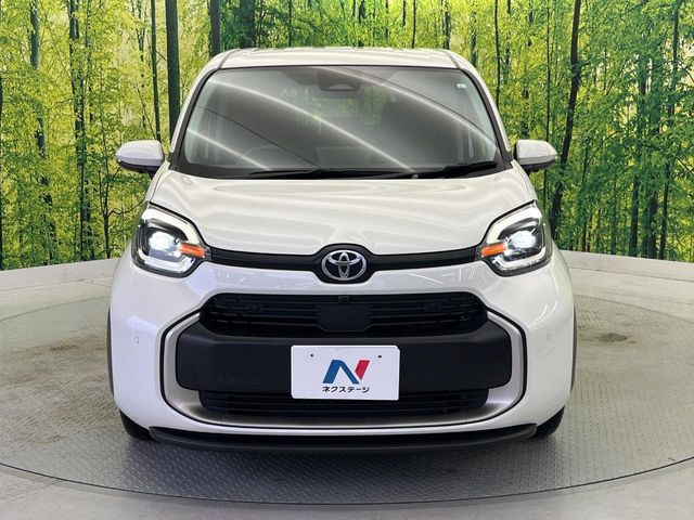 TOYOTA SIENTA HYBRID 2023
