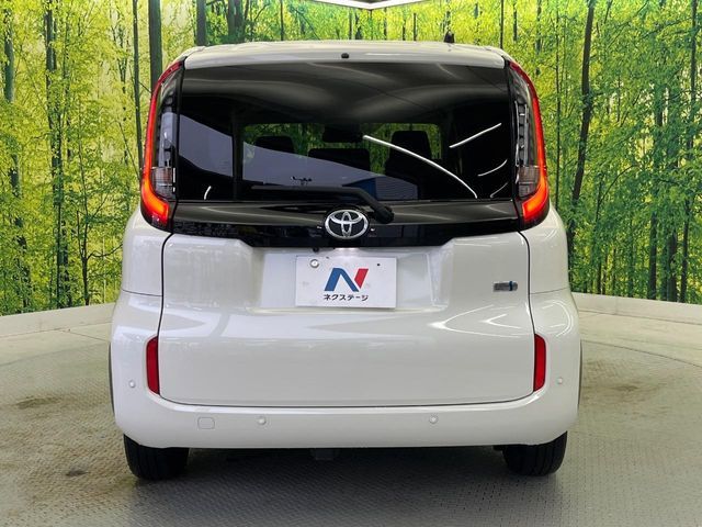TOYOTA SIENTA HYBRID 2023