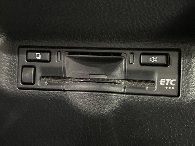 TOYOTA SIENTA HYBRID 2025