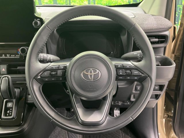 TOYOTA SIENTA HYBRID 2025