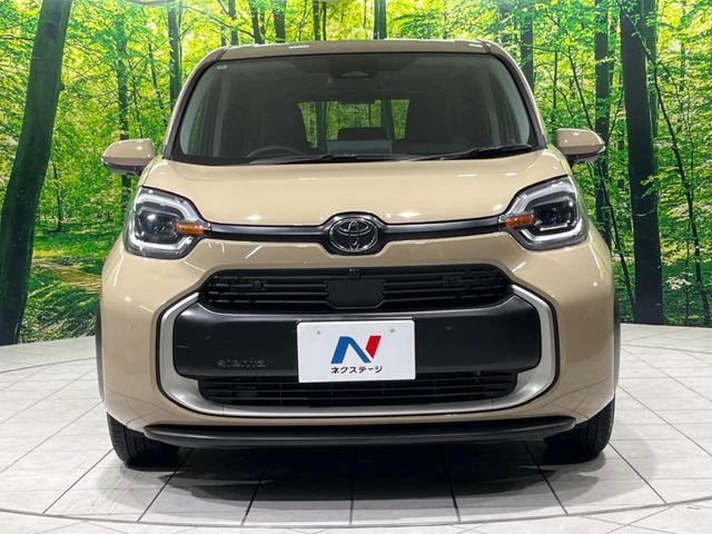 TOYOTA SIENTA HYBRID 2025