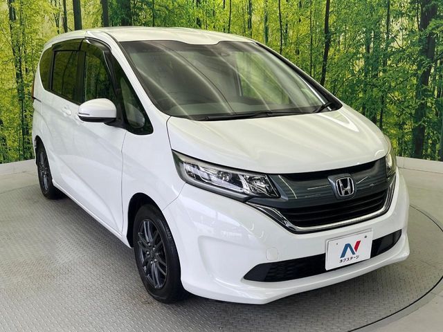 HONDA FREED plus 2017