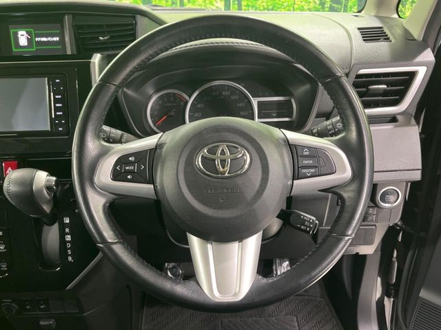 TOYOTA ROOMY 2018