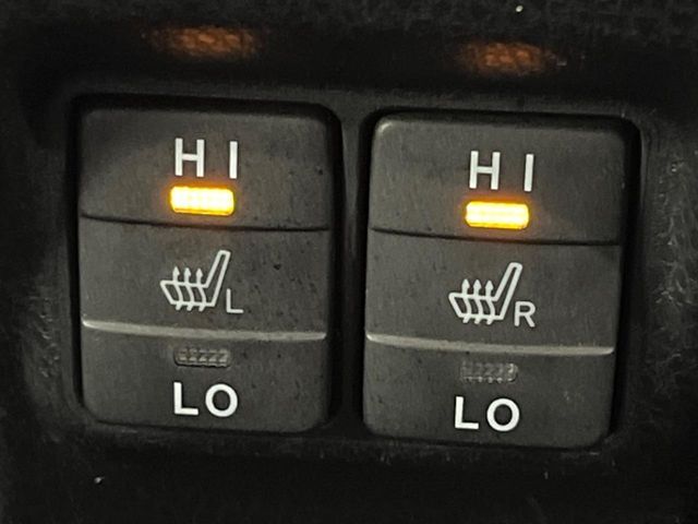 TOYOTA ESQUIRE HYBRID 2015