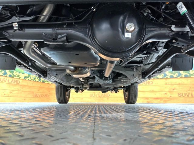 SUZUKI JIMNY NOMADE 2025