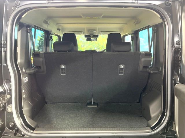 SUZUKI JIMNY NOMADE 2025