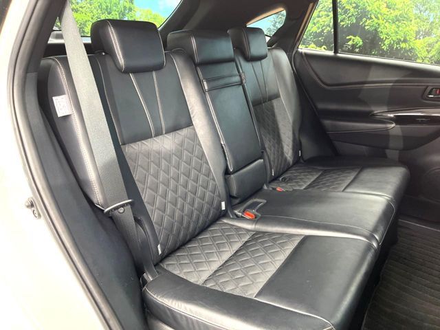 TOYOTA HARRIER 2WD 2017