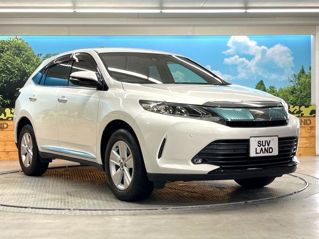 TOYOTA HARRIER 2WD 2017