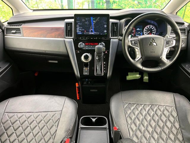 MITSUBISHI DELICA D:5 4WD 2023