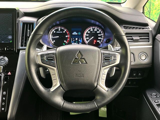 MITSUBISHI DELICA D:5 4WD 2023