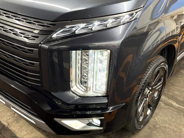 MITSUBISHI DELICA D:5 4WD 2023