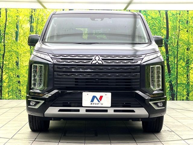 MITSUBISHI DELICA D:5 4WD 2023