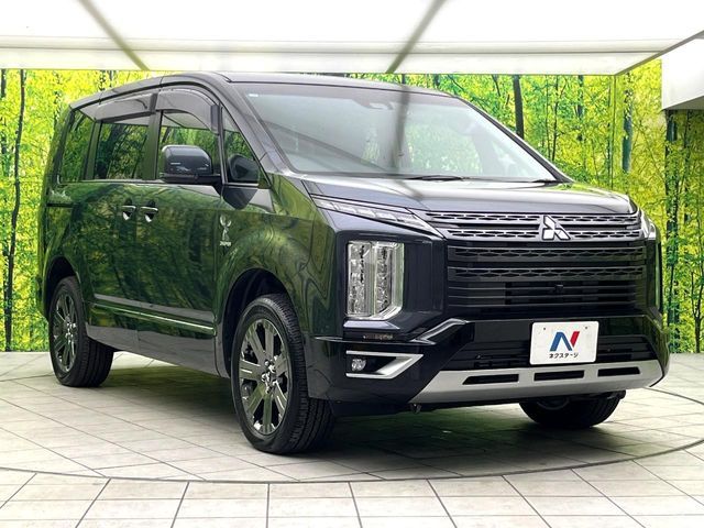MITSUBISHI DELICA D:5 4WD 2023