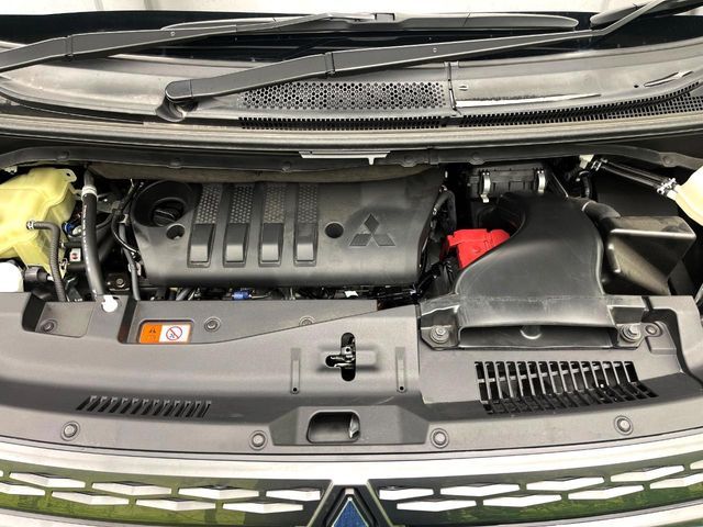 MITSUBISHI DELICA D:5 4WD 2023