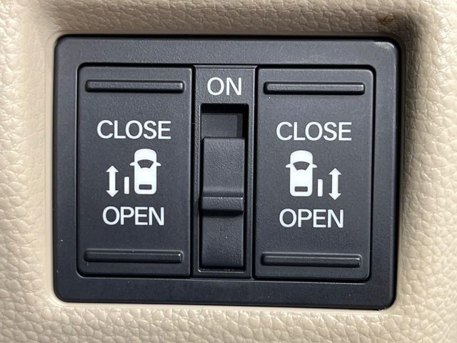 HONDA N BOX 4WD 2017