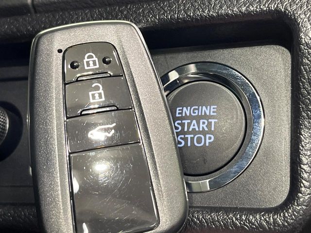 TOYOTA LANDCRUISER PRADO 2023