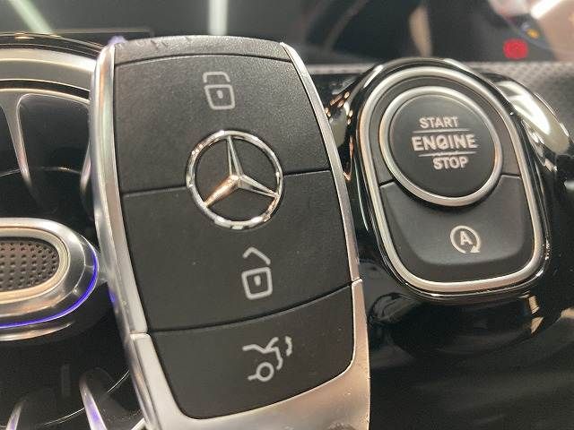 MERCEDES BENZ MERCEDES BENZ A class sedan 2019