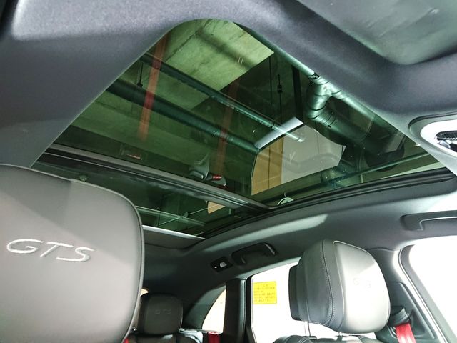 PORSCHE PORSCHE Macan 2020