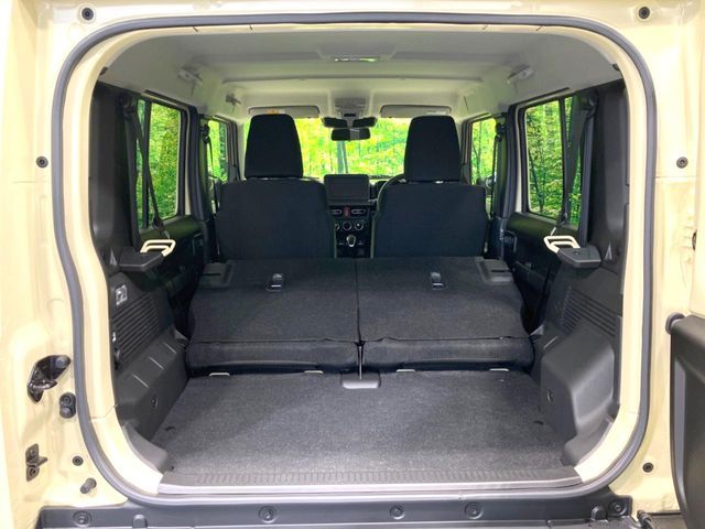 SUZUKI JIMNY NOMADE 2025