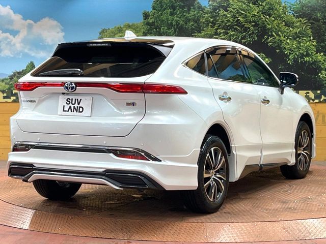 TOYOTA HARRIER HYBRID 2024