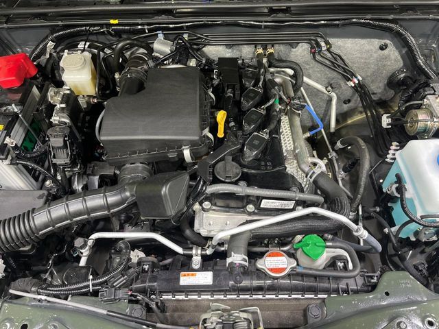 SUZUKI JIMNY NOMADE 2025