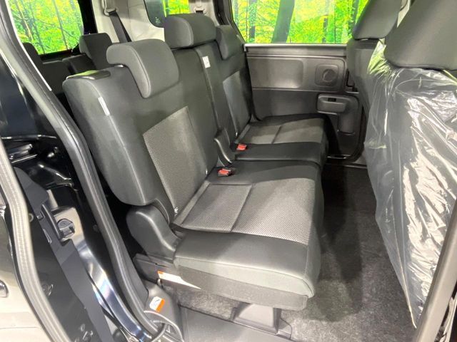 TOYOTA SIENTA HYBRID 2025