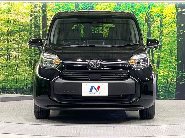 TOYOTA SIENTA HYBRID 2025