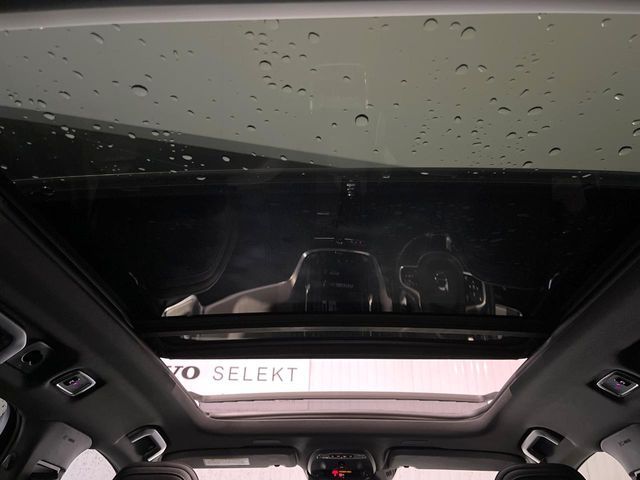 VOLVO VOLVO V60 2021