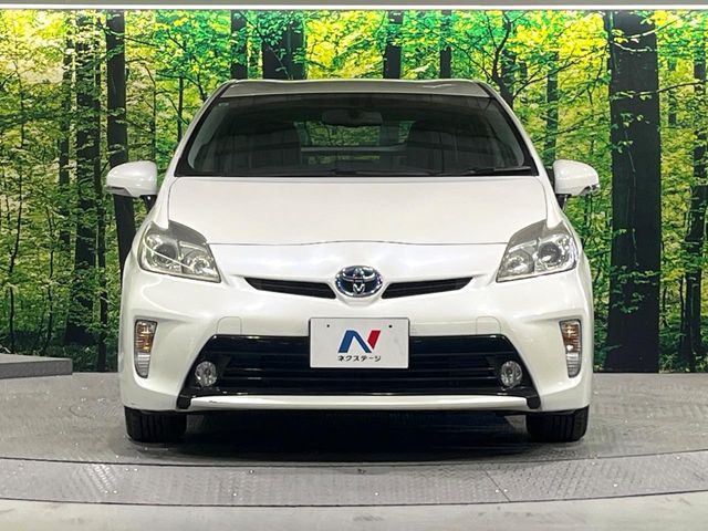 TOYOTA PRIUS 2013