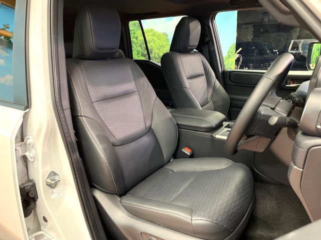 TOYOTA LANDCRUISER 250 2025