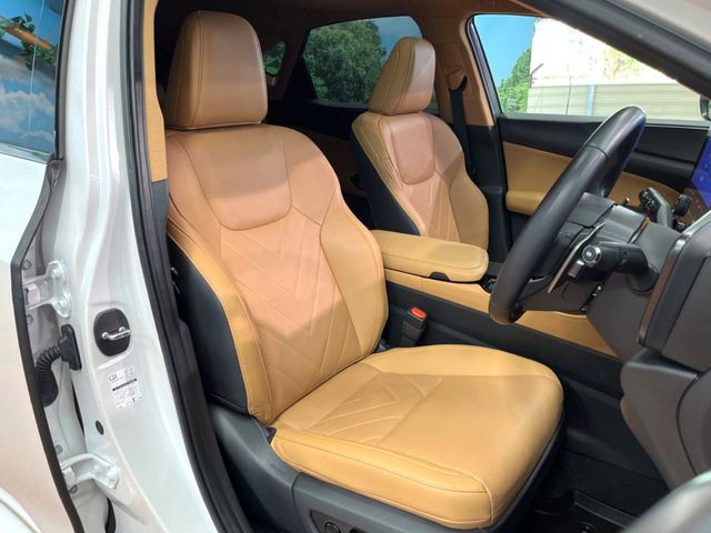 TOYOTA LEXUS NX350h 2023