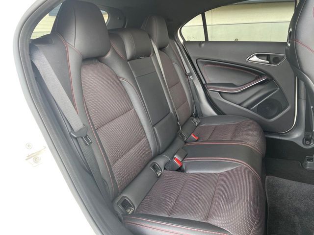 MERCEDES BENZ MERCEDES BENZ A class 2017