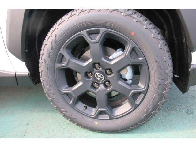 TOYOTA RAV4 HYBRID 4WD 2025