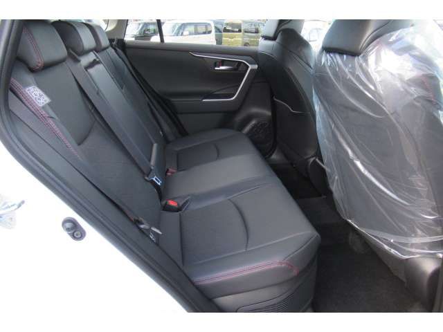 TOYOTA RAV4 HYBRID 4WD 2025