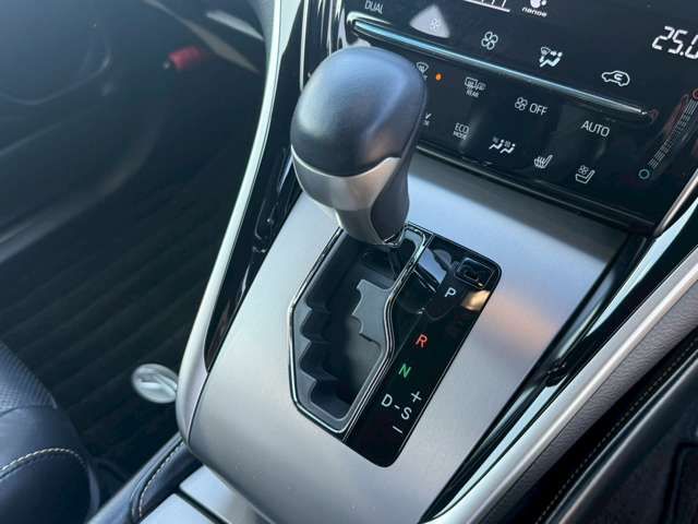 TOYOTA HARRIER HYBRID 2017