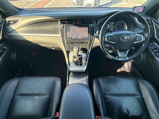 TOYOTA HARRIER HYBRID 2017