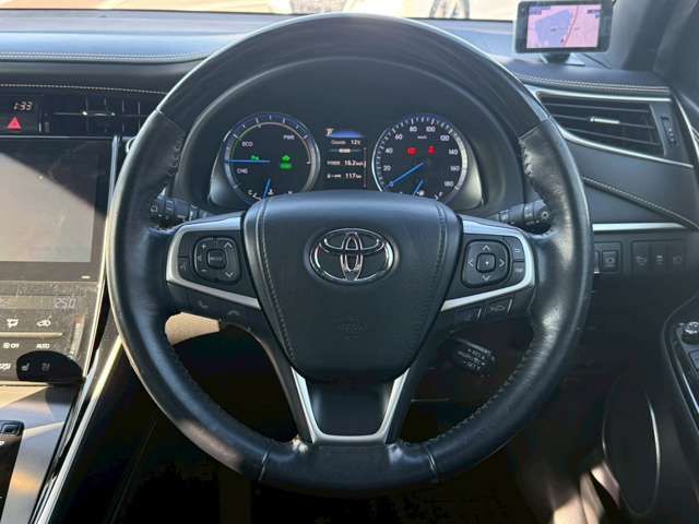 TOYOTA HARRIER HYBRID 2017