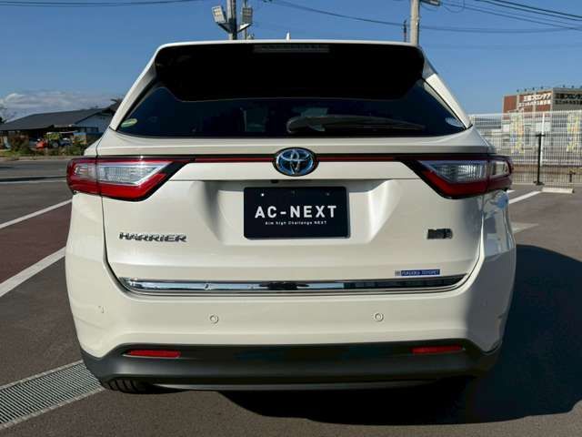 TOYOTA HARRIER HYBRID 2017