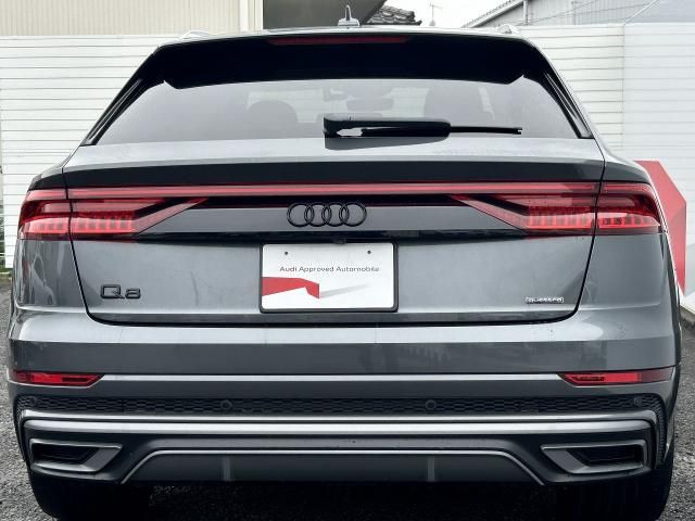 AUDI AUDI Q8 2020