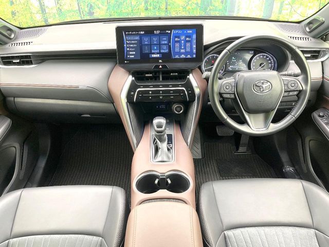 TOYOTA HARRIER 2WD 2020