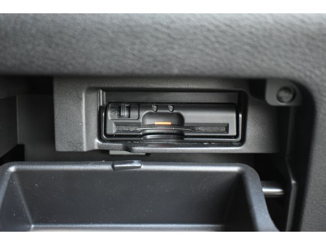 NISSAN SERENA  S-HYBRID 2018