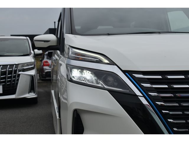 NISSAN SERENA  WG 2022