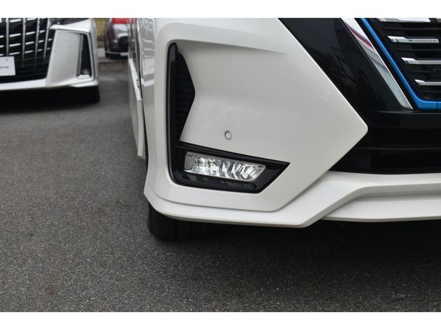 NISSAN SERENA  WG 2022