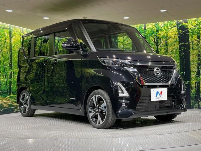 NISSAN ROOX 2020