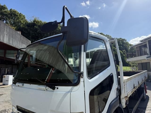 MITSUBISHI FUSOU FIGHTER 2005