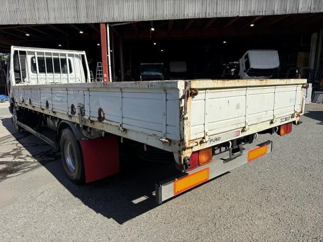 MITSUBISHI FUSOU FIGHTER 2005