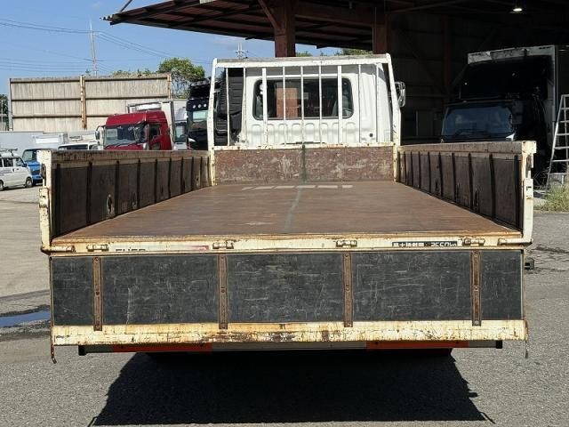 MITSUBISHI FUSOU FIGHTER 2005