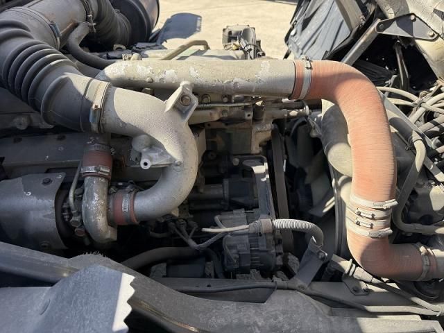 MITSUBISHI FUSOU FIGHTER 2005