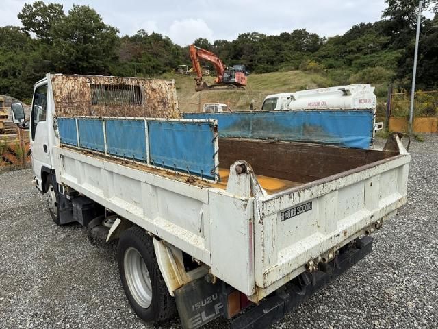 ISUZU ELF 2013