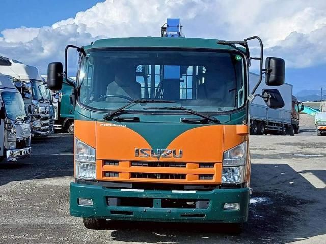 ISUZU FORWARD 2014